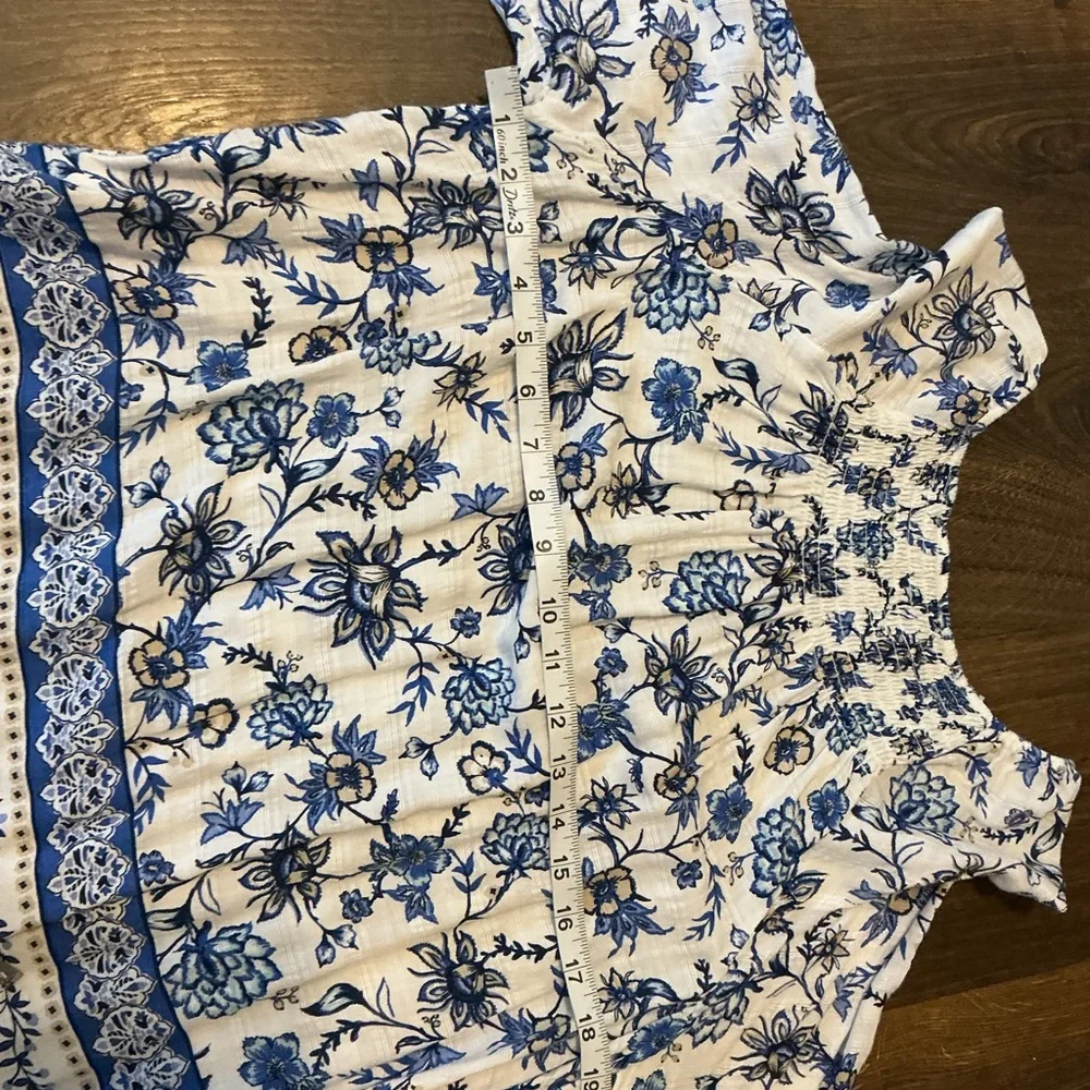 Blue White Floral Boho Blouse Medium Coastal Grandma - Picture 9 of 11